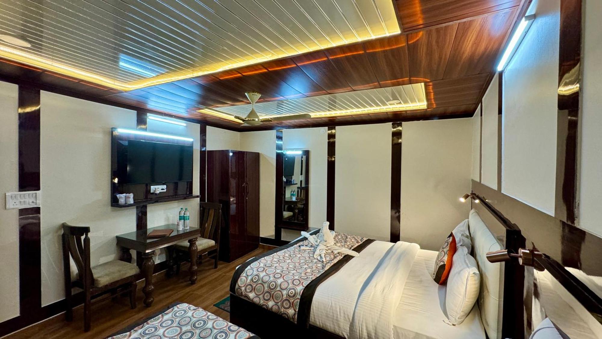 Hotel Golden Residency Nueva Delhi Exterior foto